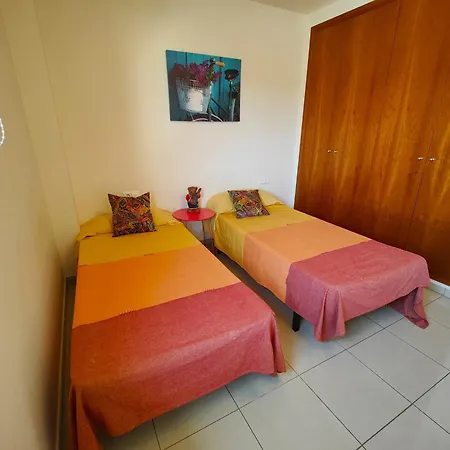 Global Immo 3180 Milleni Ii Apartment *